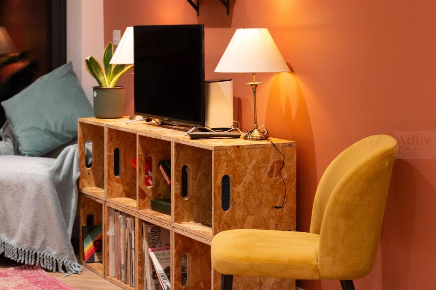 Holiday home Modern Maisonette Close To By Adliv *